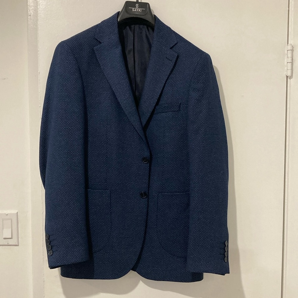 Html  navy blazer